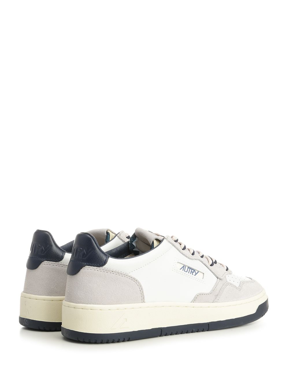 Autry  Medalist Low Sneakers - White | d375bc317d248bfd0aa4540dcd83ca9e31652ef5