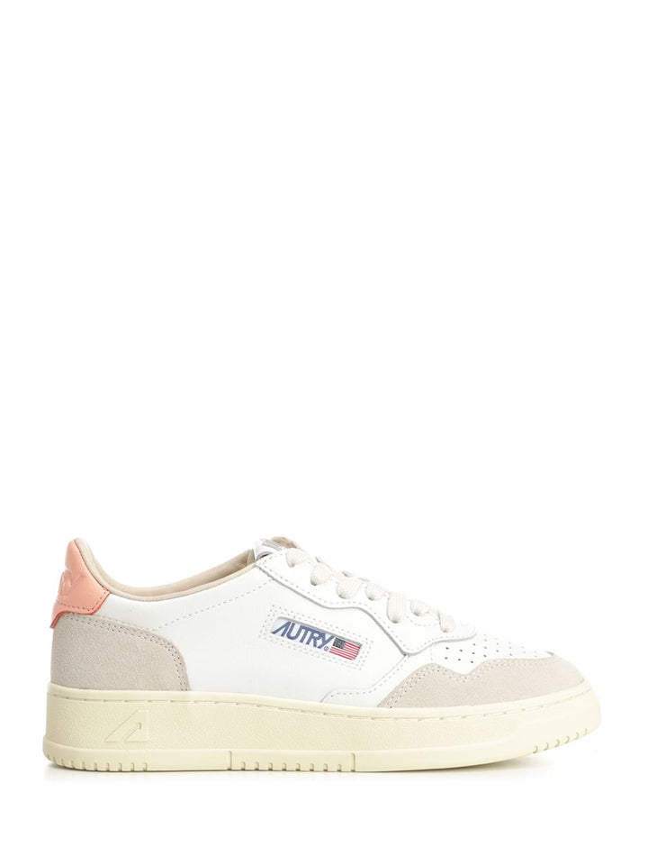 Autry  Medalist Low Sneakers - White | 3e04cd19c2996a36aab86a0b045d893c8c25f9fa