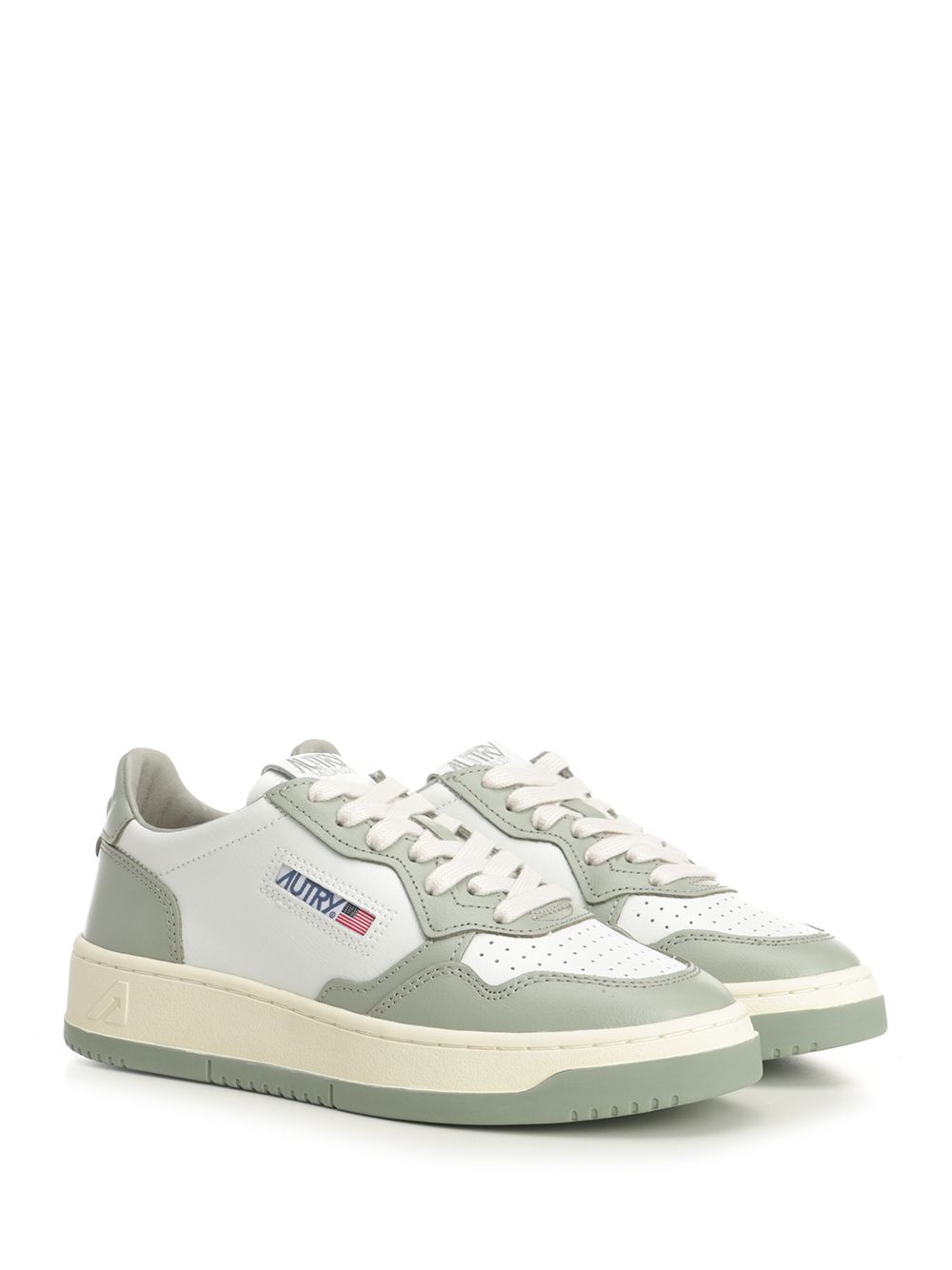 Autry  Medalist Low Sneakers - White | 1376ec08a2a65a46bd54037e925637c571c81b90