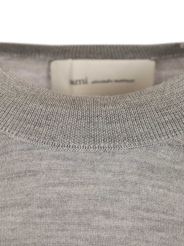 Ami Quota -Crewneck Sweater With Contrasted Ami De Coeur Knitwear - Grey | 48f6ba4c9fc0d9e6a9883f9ad68ff5134ff3d13b