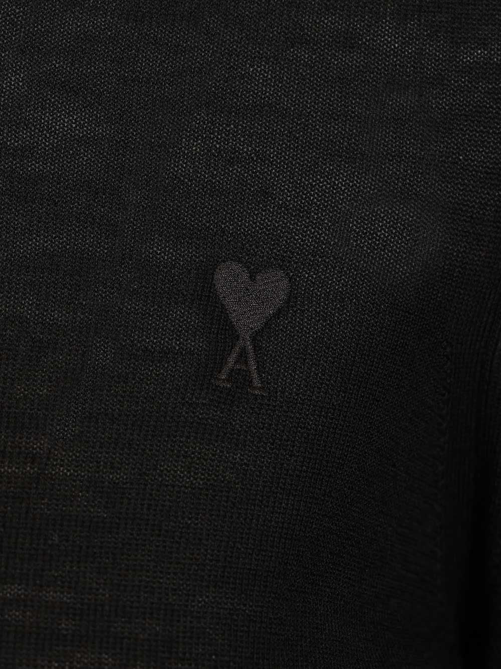 Ami Quota -Crewneck Sweater With Contrasted Ami De Coeur Knitwear - Black | 1fe717917082012f2324928154fdc138e3d3be50