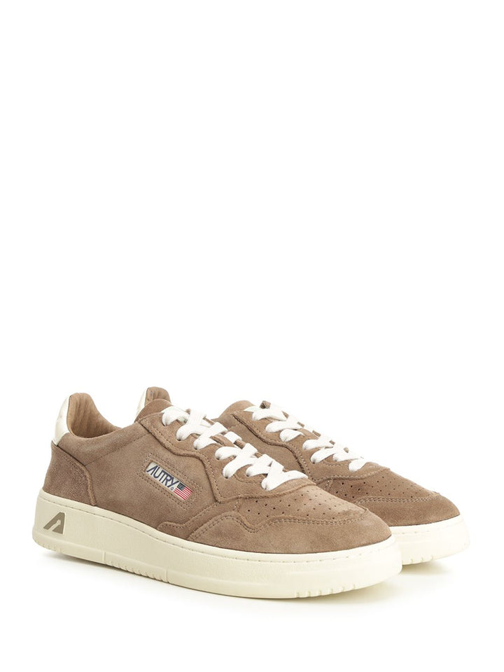 Autry  Medalist Low Sneakers - Beige | c38a8deb7562eec7feed1f70cf30b55a554154f1