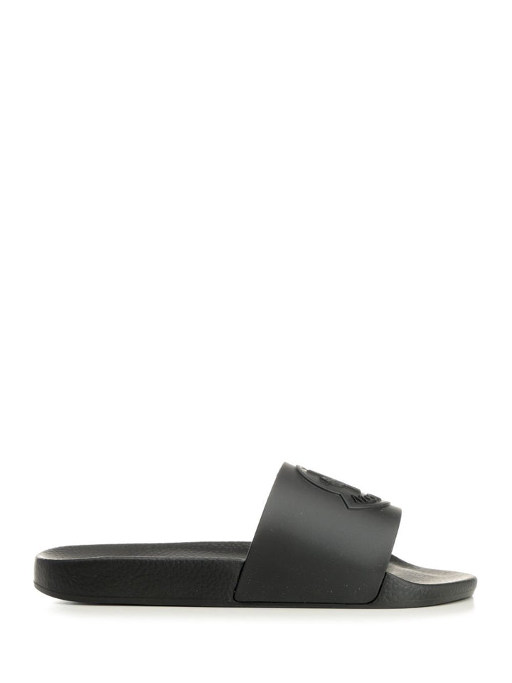 Moncler Basile Slides Shoes Scarpe basse - Black | e63b88428c291170acaef4e6993764b929d83a05