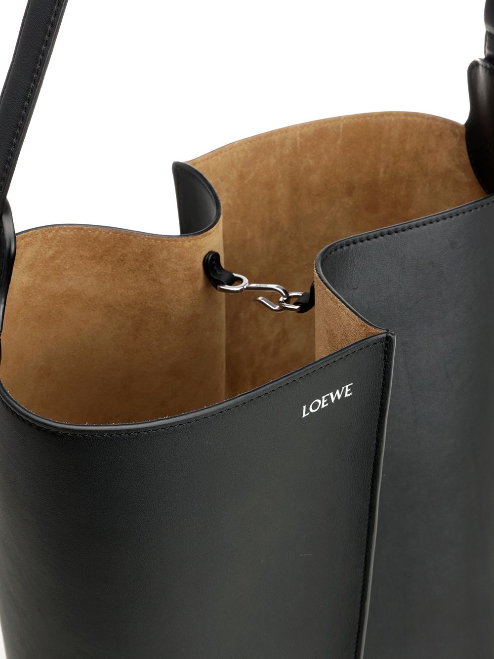 Loewe Bilbao Shoulder Bags - Black | 17f819587e2e5406988c93f00f2601e366bc72f5