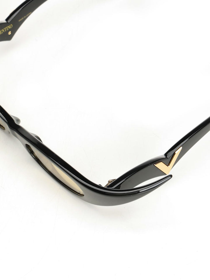 Valentino Garavani Black Acetate Sun Glasses - Black | 8adb06ccba2734ae3da721a75c03427731433ecd