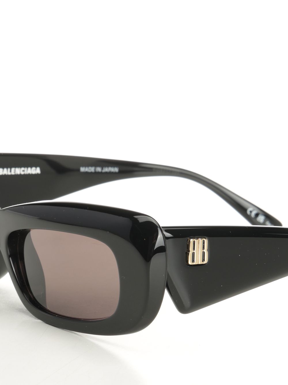 Balenciaga Diva Rectangular Sun Glasses - Black | 65e6d627eb846b93ed8391d51db94fe088106704