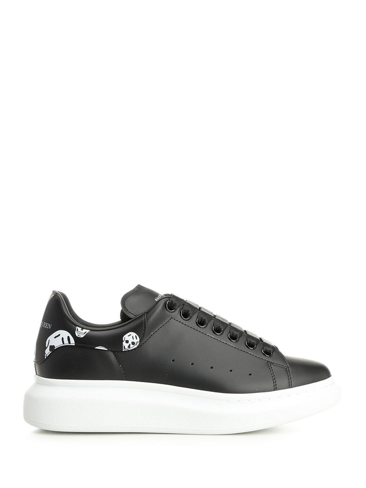 Mcqueen Oversize Sneakers - Black | 4b3335cdeec66b4bf7add1e5577092c74a1bc1b7