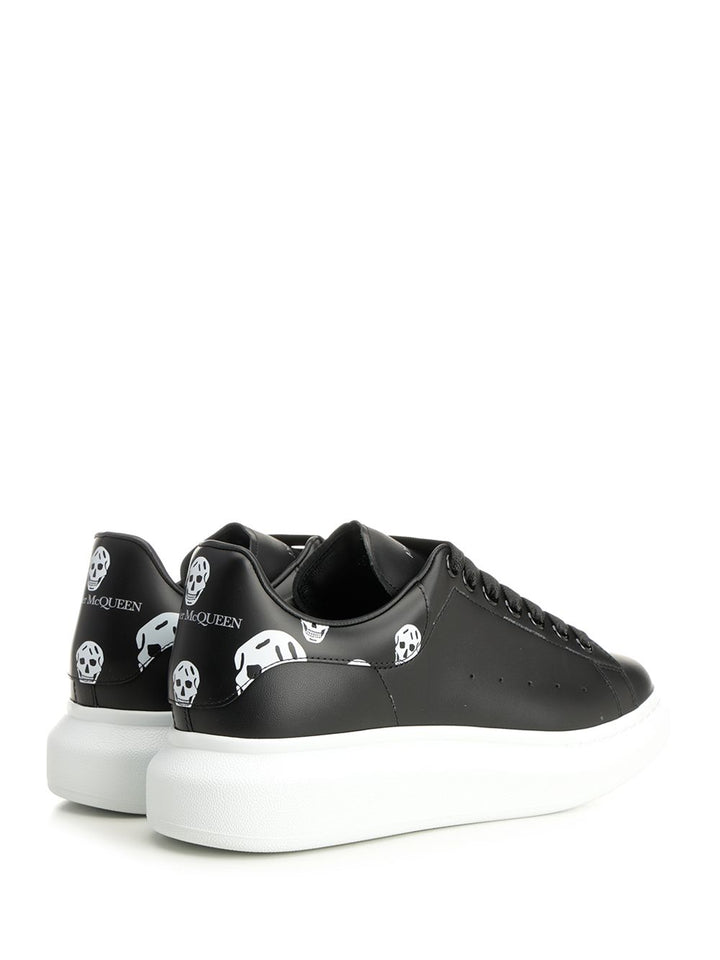 Mcqueen Oversize Sneakers - Black | 45d144206129cc5f9ec27fb7ea7f986c528cc3f9