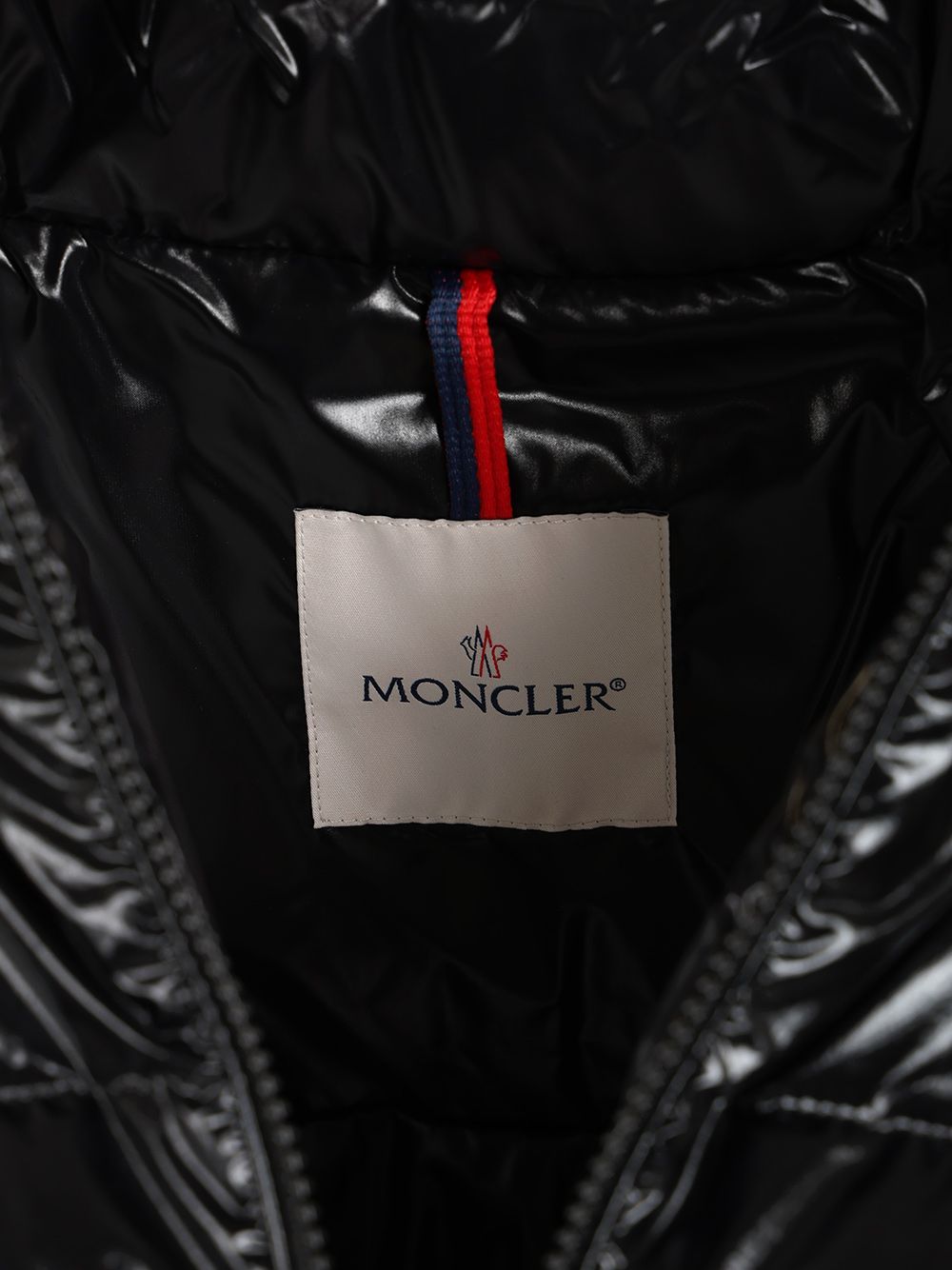 Moncler Niveole Short Nylon Down Jacket Jackets - Black | 928efd301096a4a27505d73eae45808b4a2397df
