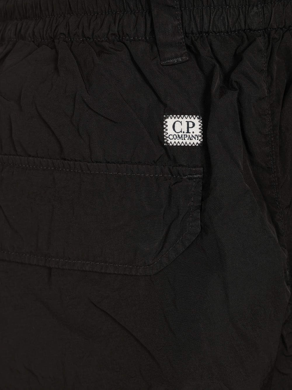 C.P. Company Chrome-R Regular Cargo Pants Trousers - Black | 2b1237db377dd9c7f1af49aa36c1408190d319c4