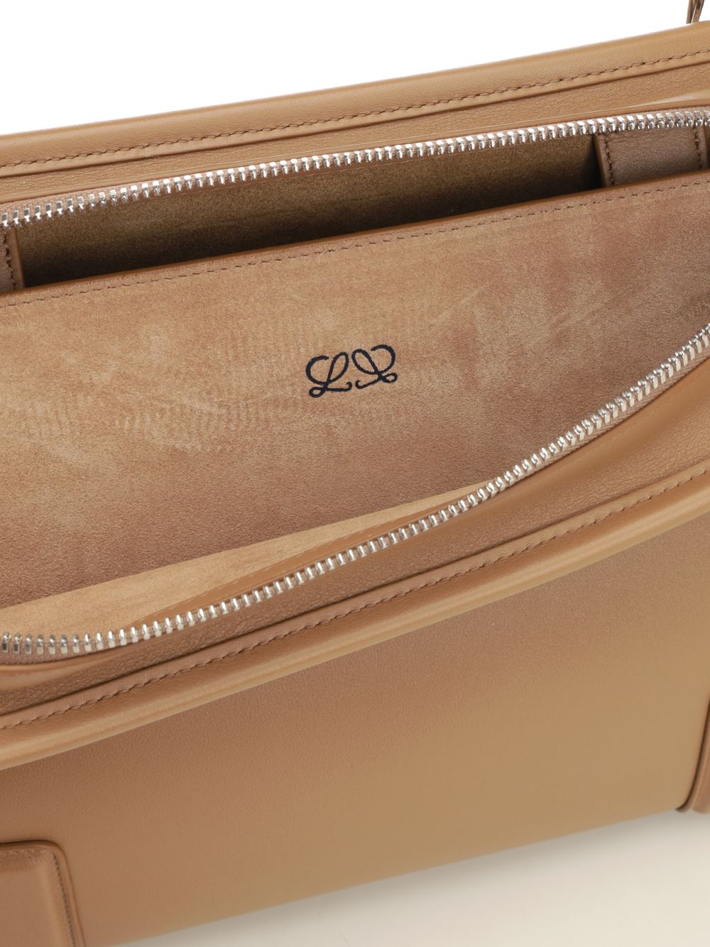 Loewe Amazona 180 Handbags - Beige | 8fbeb0f75387043dbb0d875000160f42dee076f1