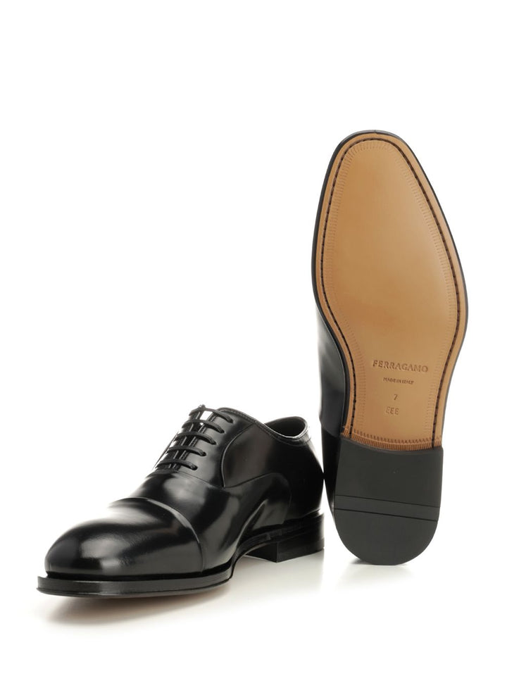 Ferragamo Oxford With Toe Cap Lace-Up Shoes - Black | 2a776cb1659d41bbc0ac511dfec3f8b5d62bf2db