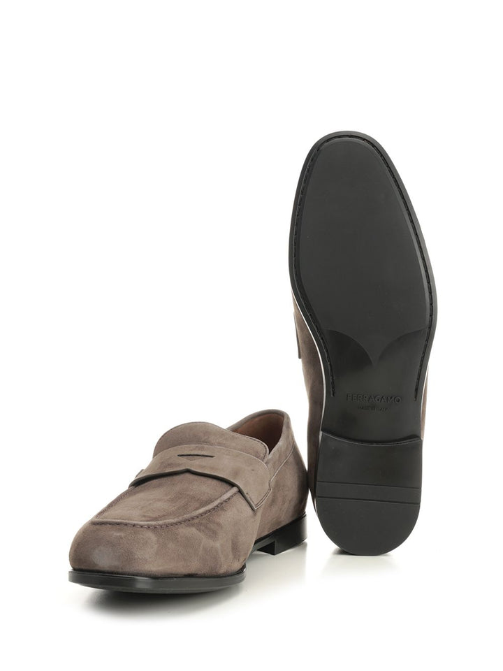Ferragamo Tiberio Camoscio Kid Royal Elefante Scarpe basse - Grey | 58384fbc50447a5e1738d790c410b29e499acca7