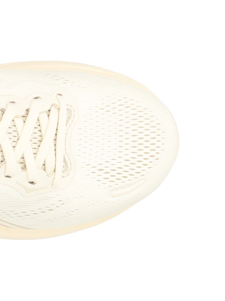 Hoka W Clifton 11 Sneakers - White | 64adead3b65d9b2a99aa7cfec5ce93f93f144a1e