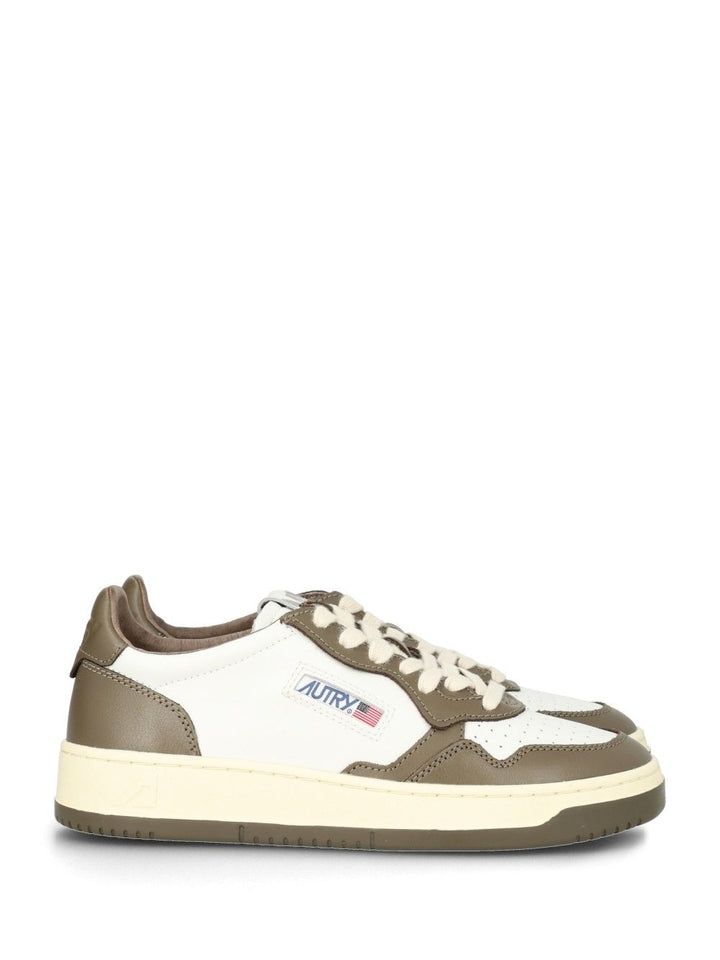 Autry  Medalist Low Sneakers - Brown | 2375c058a5a8ee2e539290abf81ca1c8b4ae47ce
