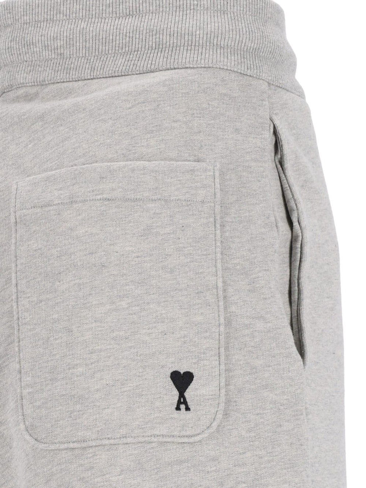 Ami Quota - Jogging With Contrasted Ami De Coeur Trousers - Grey | 17ea5f092dcc9e99ced8466d3362c5469a9812bb