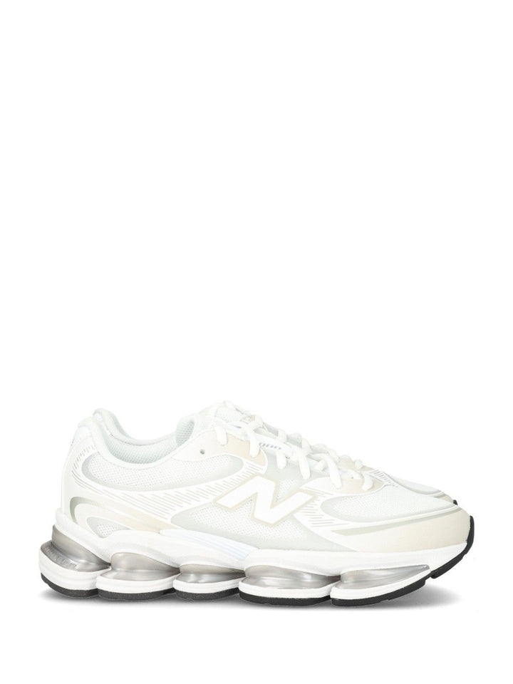 New Balance Abzorb 2000 Sneakers - White | 6d66b7daf68a38b694b0641ff2fa5bb7567a5dba