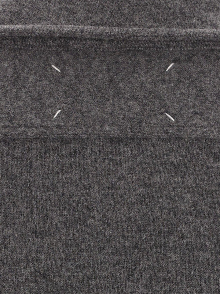 Maison Margiela Polo Shirt With Buttons Knitwear - Grey | 2e50e0344b0729737fdf1fd174832c7e3855e1ce