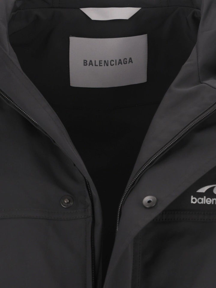 Balenciaga Long Windbreaker Technical Twill Jackets - Black | 810835ca18213234daeb5ce39ab84329a58a37ec