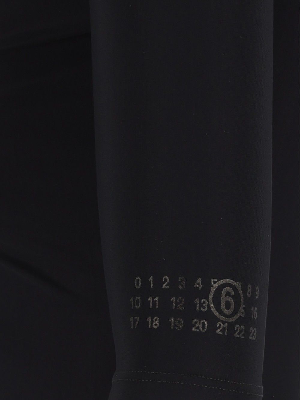Mm6 Maison Margiela Anatomic Lycra Jersey Shirt T-Shirt - Black | f143ed990a44803f88322b34ead4f81d64231467
