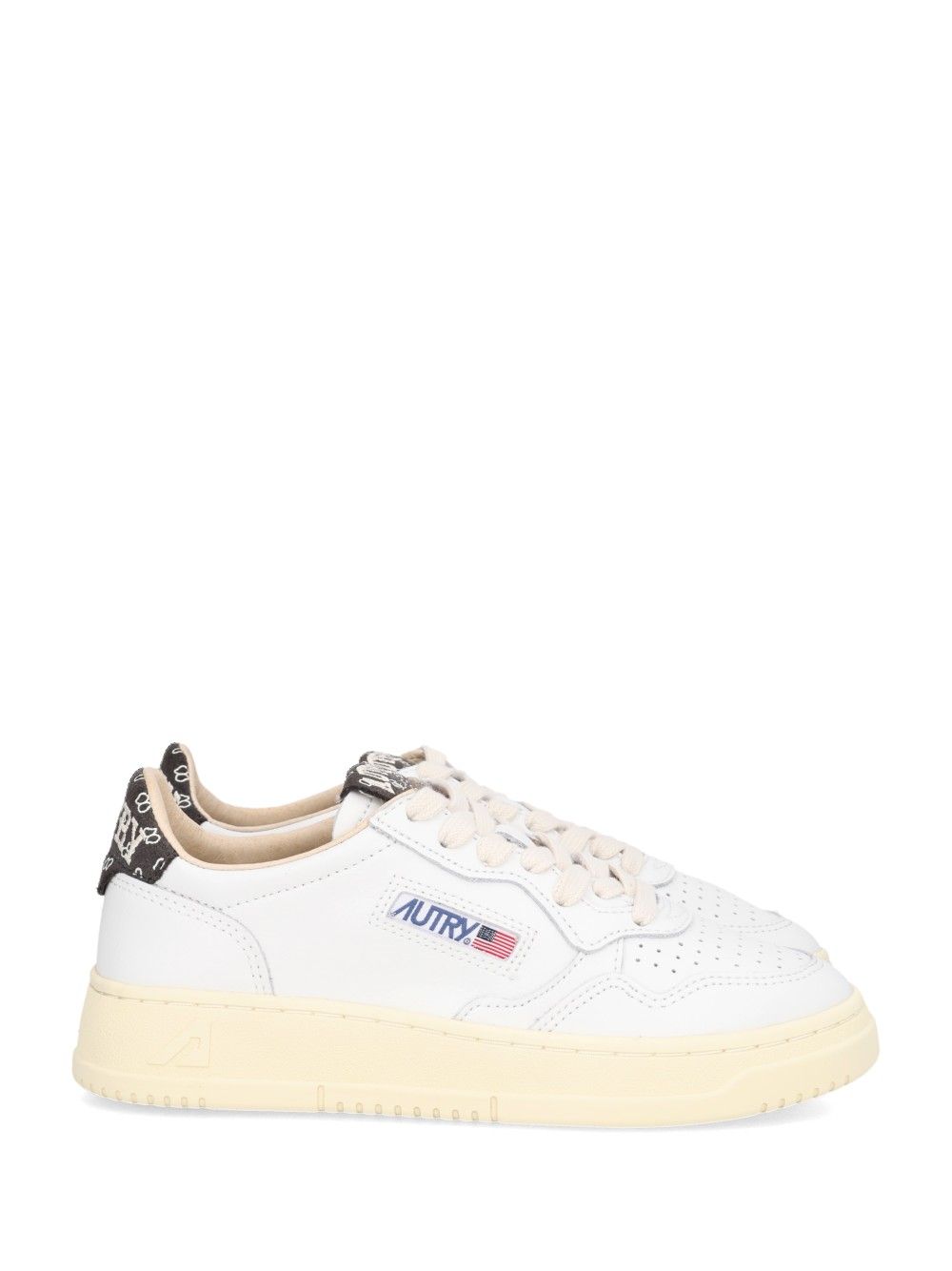 Autry  Medalist Low Sneakers - White | 1827e733e2b05083ad0ee70428e167a286b42ca1