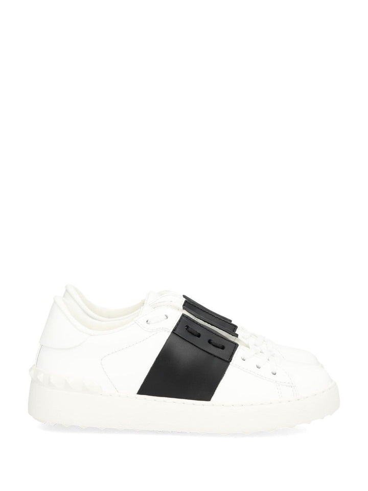 Valentino Garavani Rockstud Untitled Sneaker Sneakers - White | 14567f602f5300289493caab5c58105b882b76e3