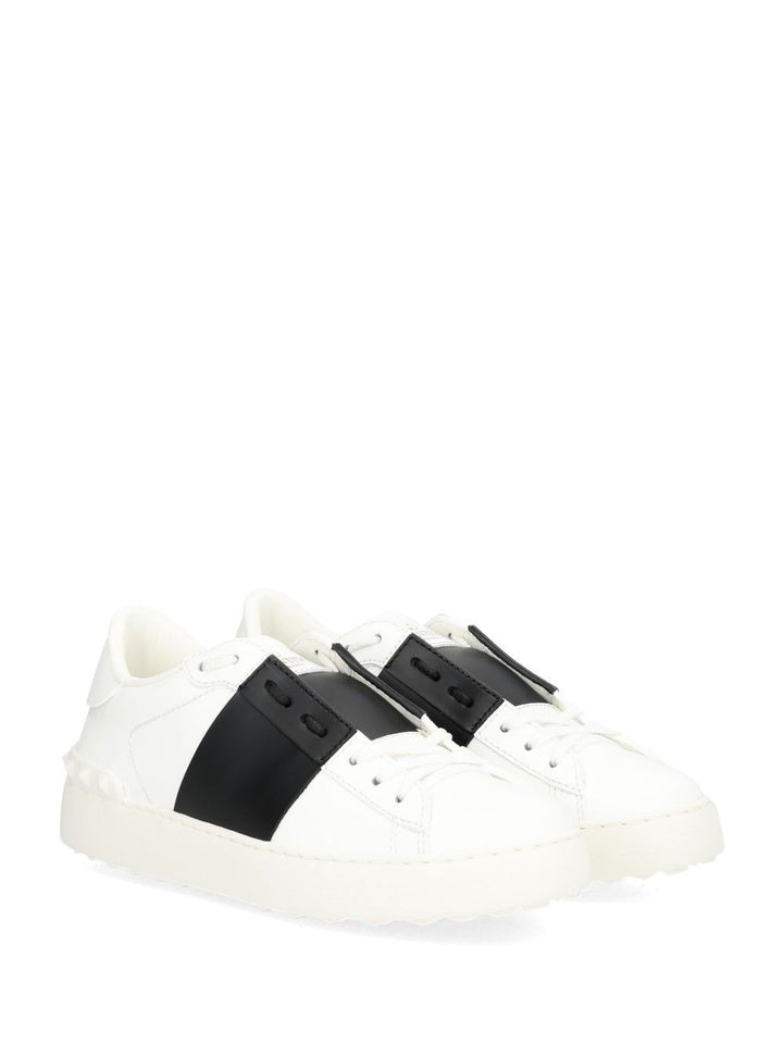Valentino Garavani Rockstud Untitled Sneaker Sneakers - White | d85d87c5c627be5f791dd1643abac3ccd84db717
