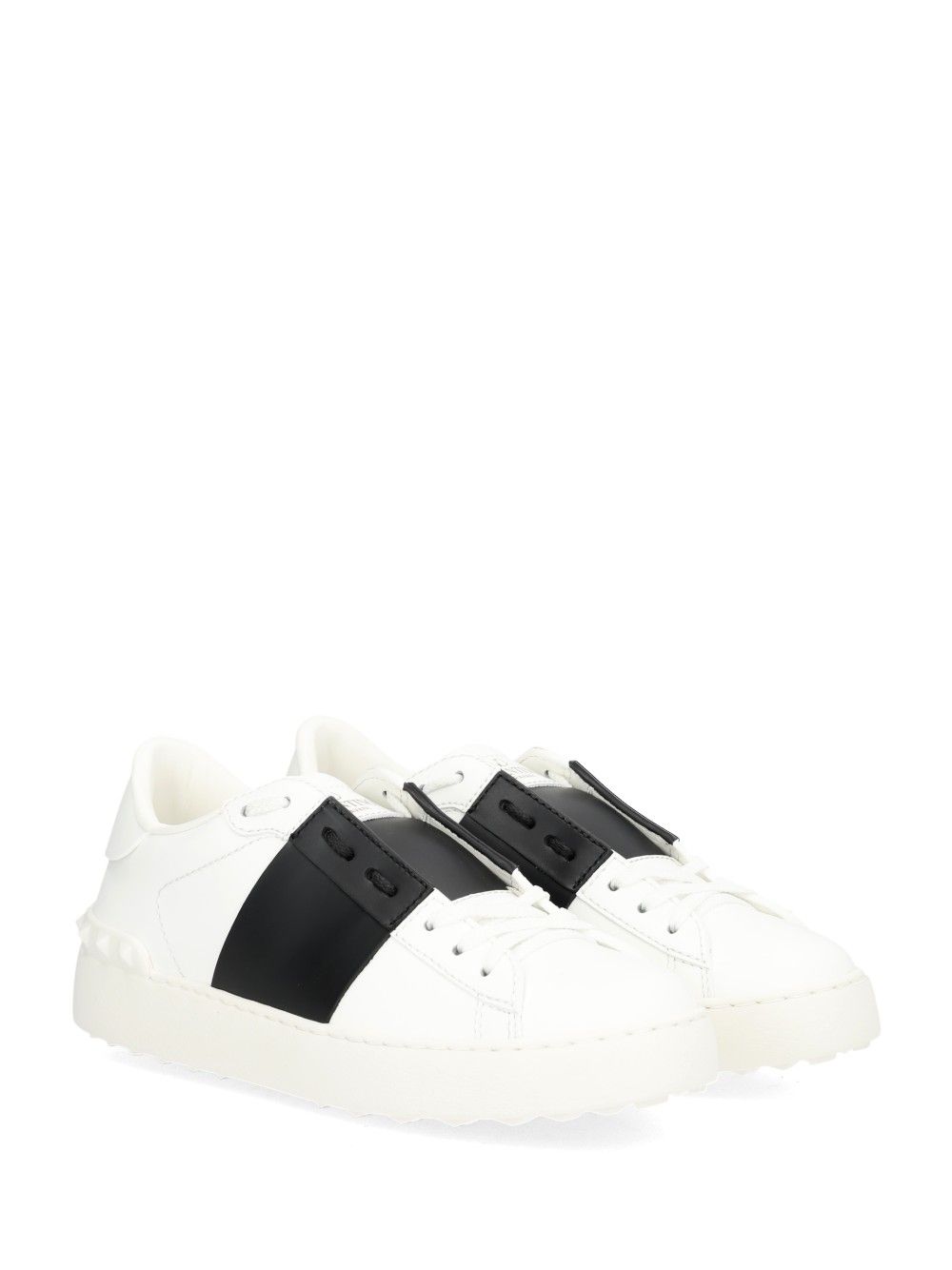 Valentino Garavani Rockstud Untitled Sneaker Sneakers - White | d85d87c5c627be5f791dd1643abac3ccd84db717