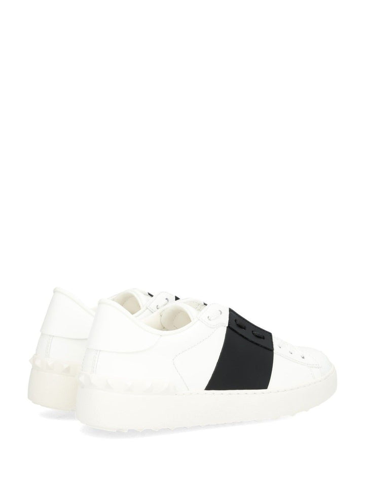 Valentino Garavani Rockstud Untitled Sneaker Sneakers - White | 3a738b8ac6bd26631a2ba5cac8d24b0937eda5c8
