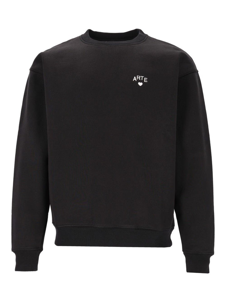 Arte Arte Heart Crewneck Sweatshirts - Black | a8678e543e0cc8732dd7a6a5343b598bd4e147d2