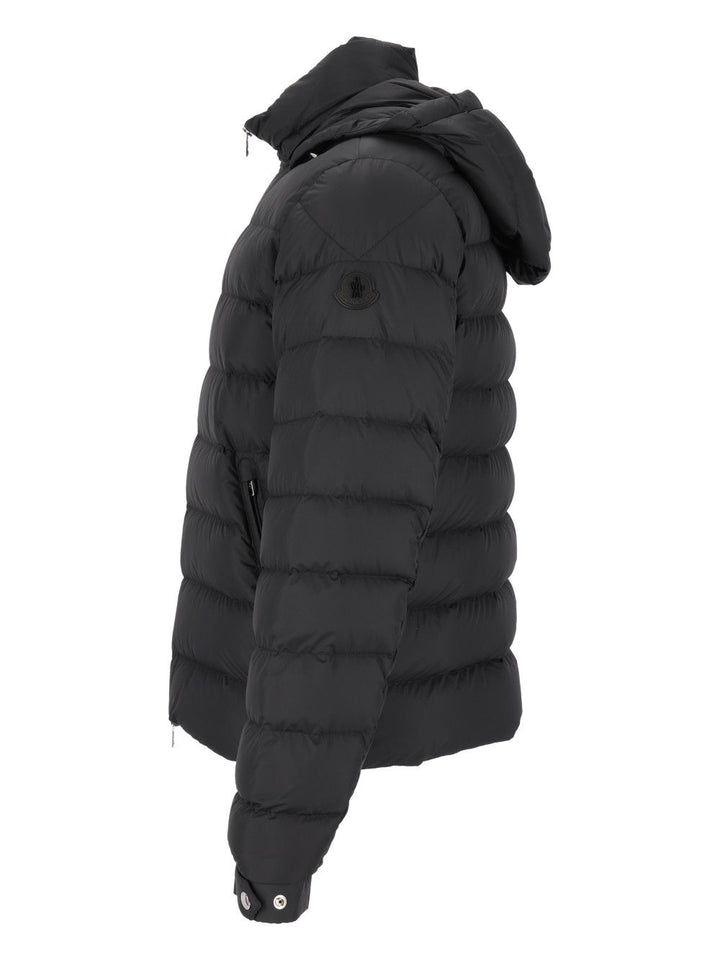 Moncler Arneb Jacket Jackets - Black | 155a8bafbe53b6af31612e2470365d69036aece3