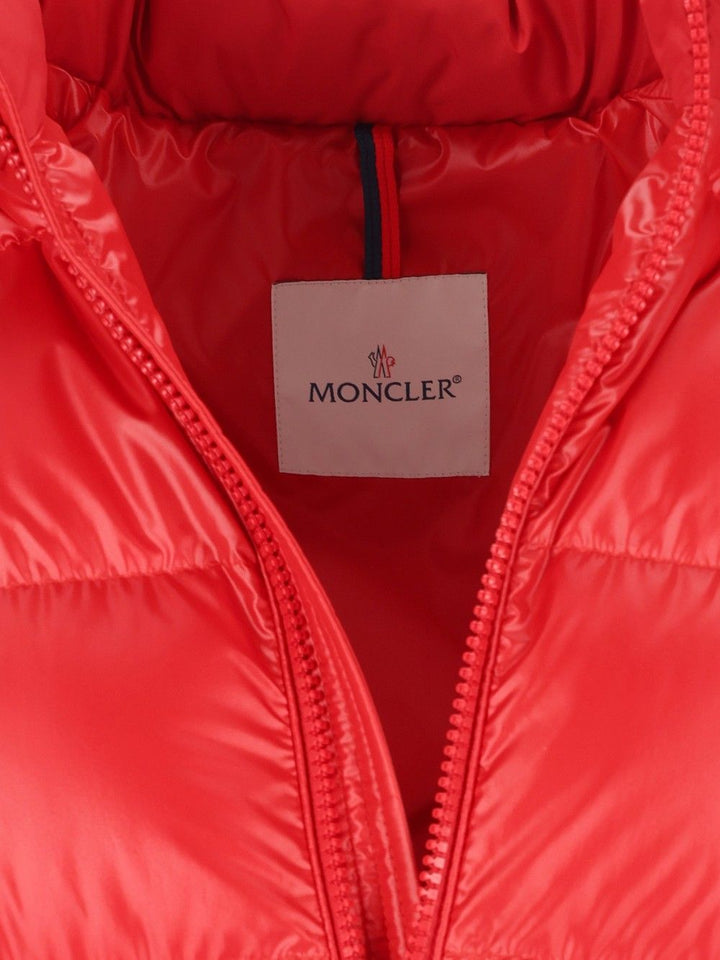 Moncler Maya Short Down Jacket Jackets - Red | cf577f4cedc769a978cd601de7bed111e6040b27