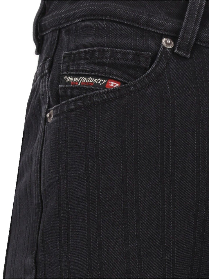 Diesel 1971 D-Sent High-Waist Regular Jeans - Black | 28a4b0a5362f89e7610dbe99ff33805897907b3a