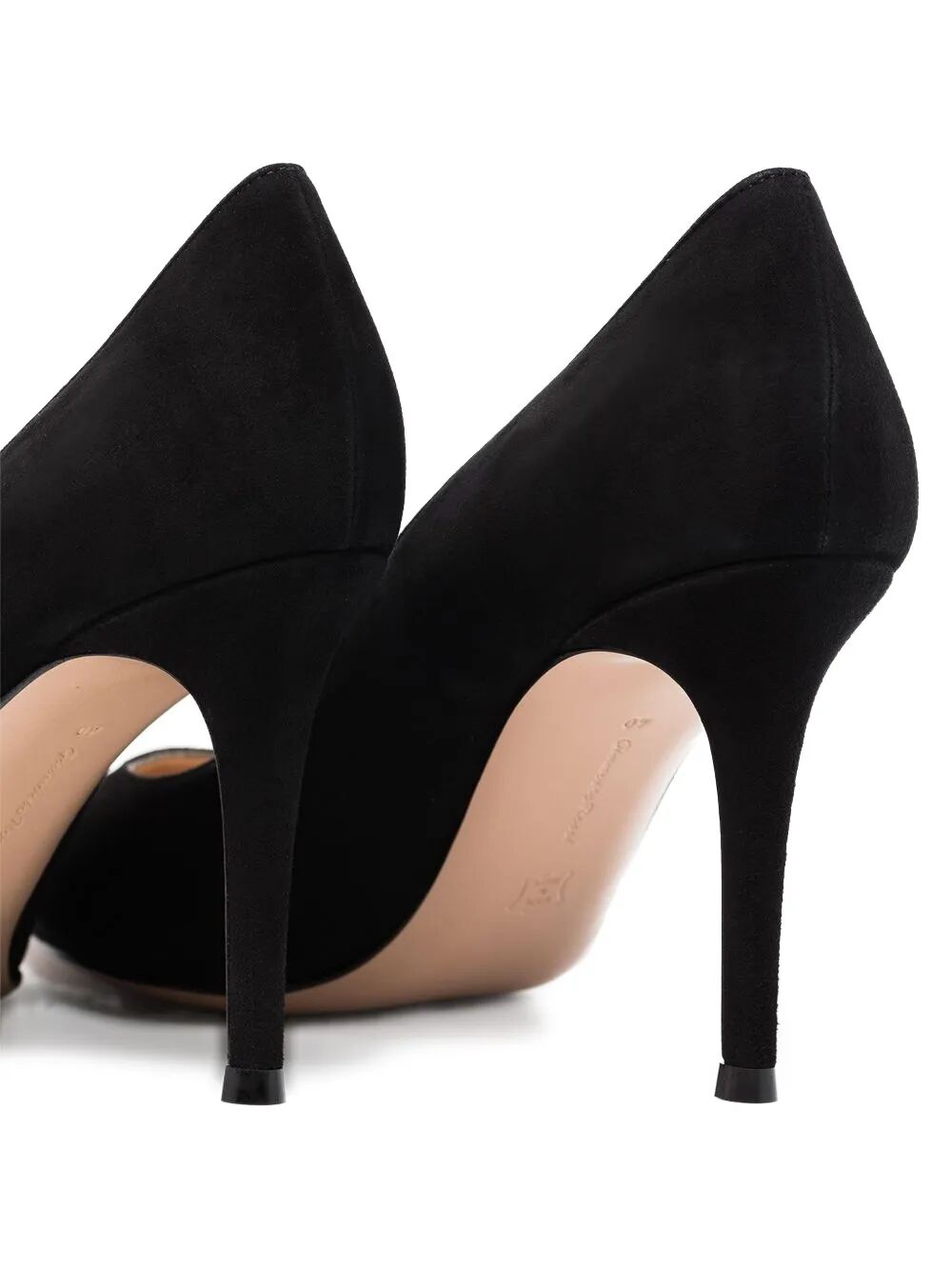 Gianvito Rossi Pumps - Black | 292a337b14e206cbfc41efa8812531713920d07c