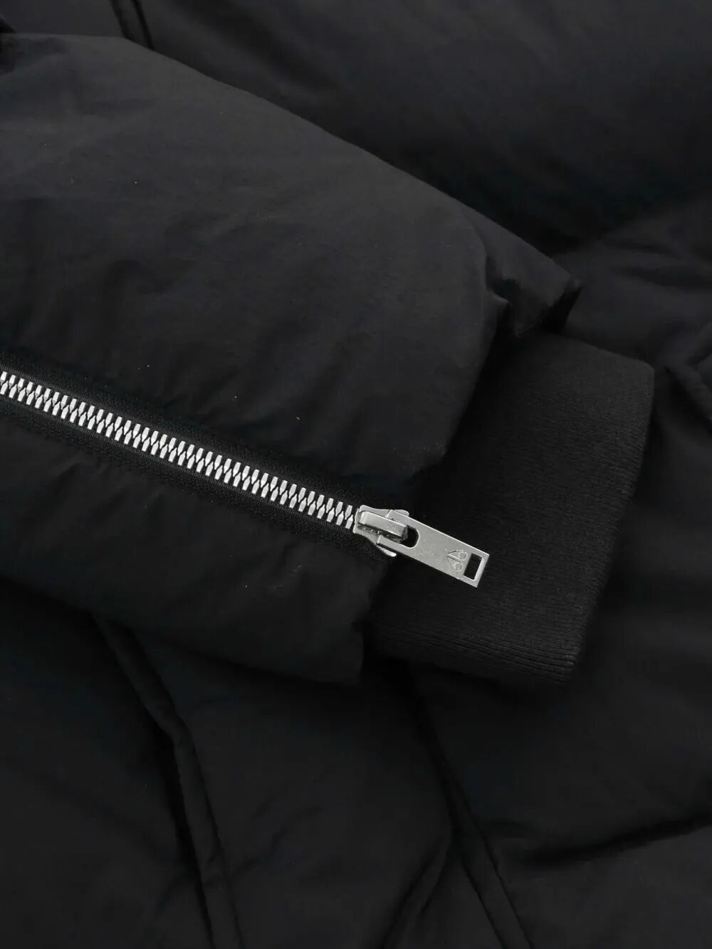 Moncler Grenoble Down jackets - Black | 08e1c07fd4216c255d56d69240cc2f4dd46bbc72