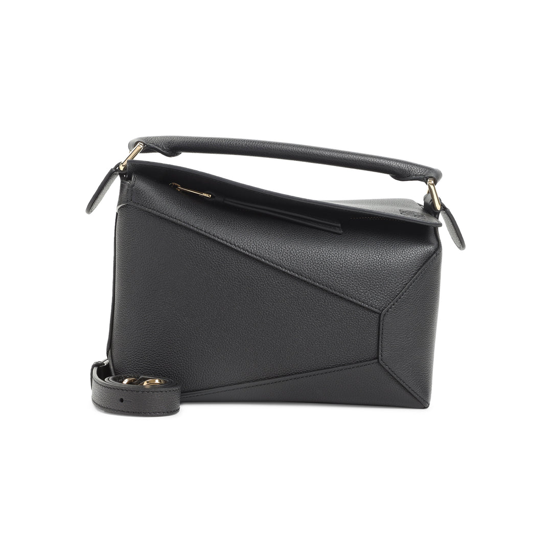 Loewe Shoulder Bags - Black | 84109ee4f2f1b69e63b9295aabbcca0a24a690f8