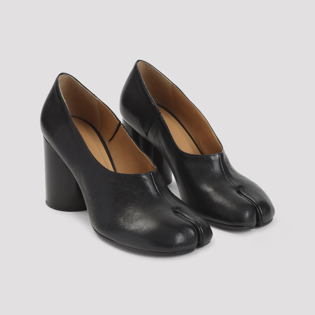 Maison Margiela Pumps - Black | 076772a0b5a23509aea8271640226b9dda75950f