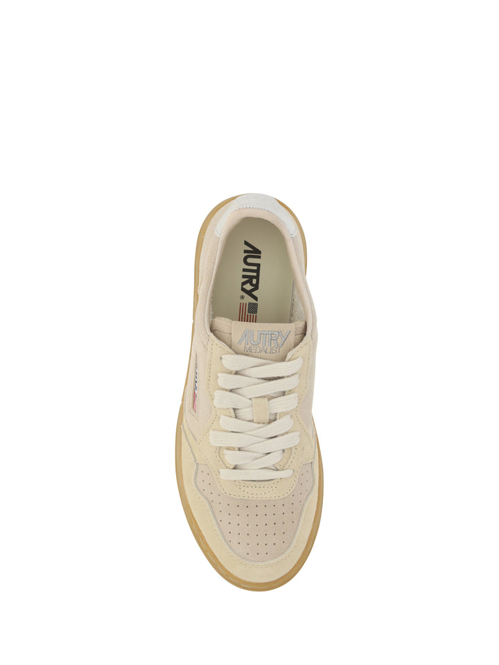 MEDALIST LOW SNEAKERS