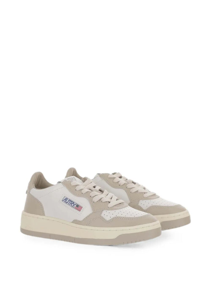 Autry Sneakers - White | 5d03bddf708a3d6828d0b0013f32833789ba345b