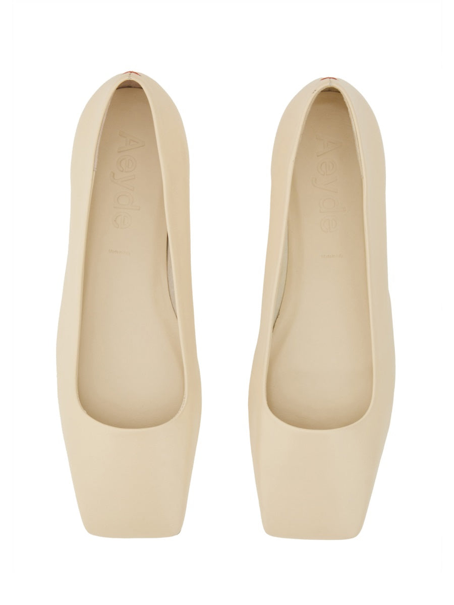 Aeyde Flat Shoes - White | Wanan Luxury