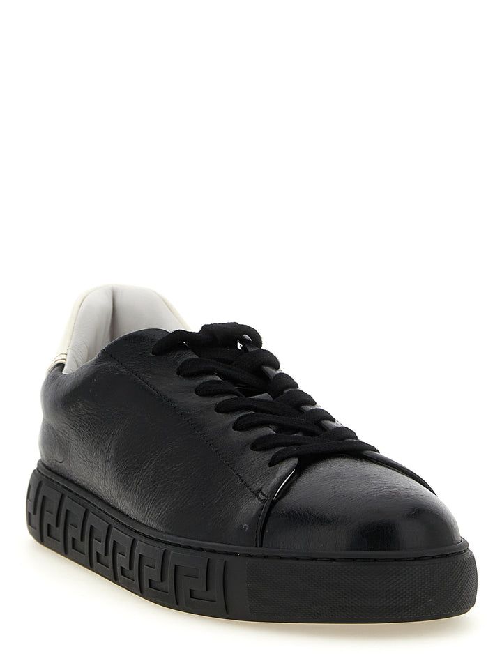 Versace Greca Sneakers - White/Black | dba807744395a2835f191f421ba6f4e16002f9bb
