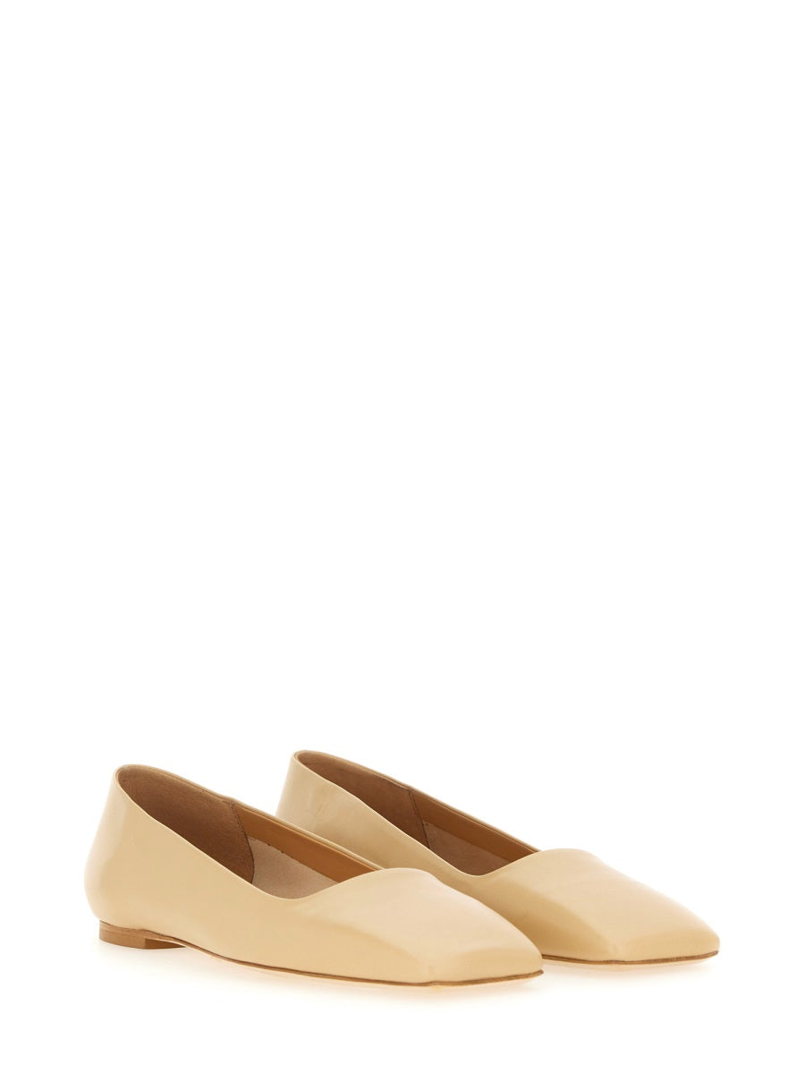 Aeyde Flat Shoes - White | Wanan Luxury