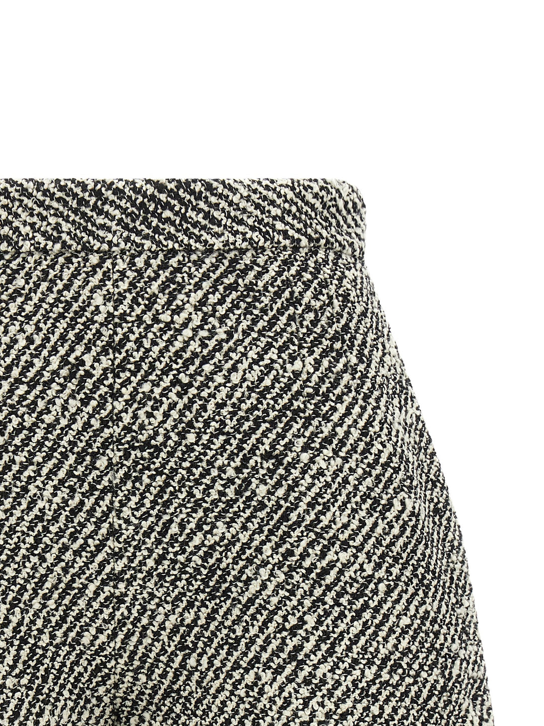 Versace Bouclé Wool Shorts Bermuda and Short - White/Black | 2c02f82ca6d835ecd636cb6101a0faa26d97defe