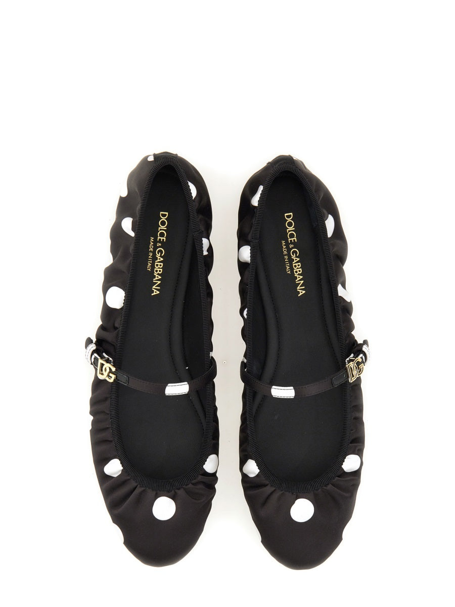 Dolce & Gabbana Flat Shoes - Black | Wanan Luxury