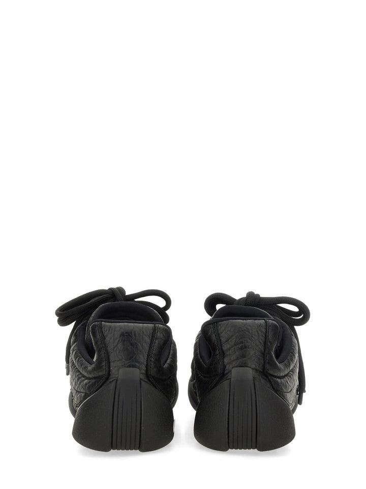 Alexander McQueen Sneakers - Black | Wanan Luxury