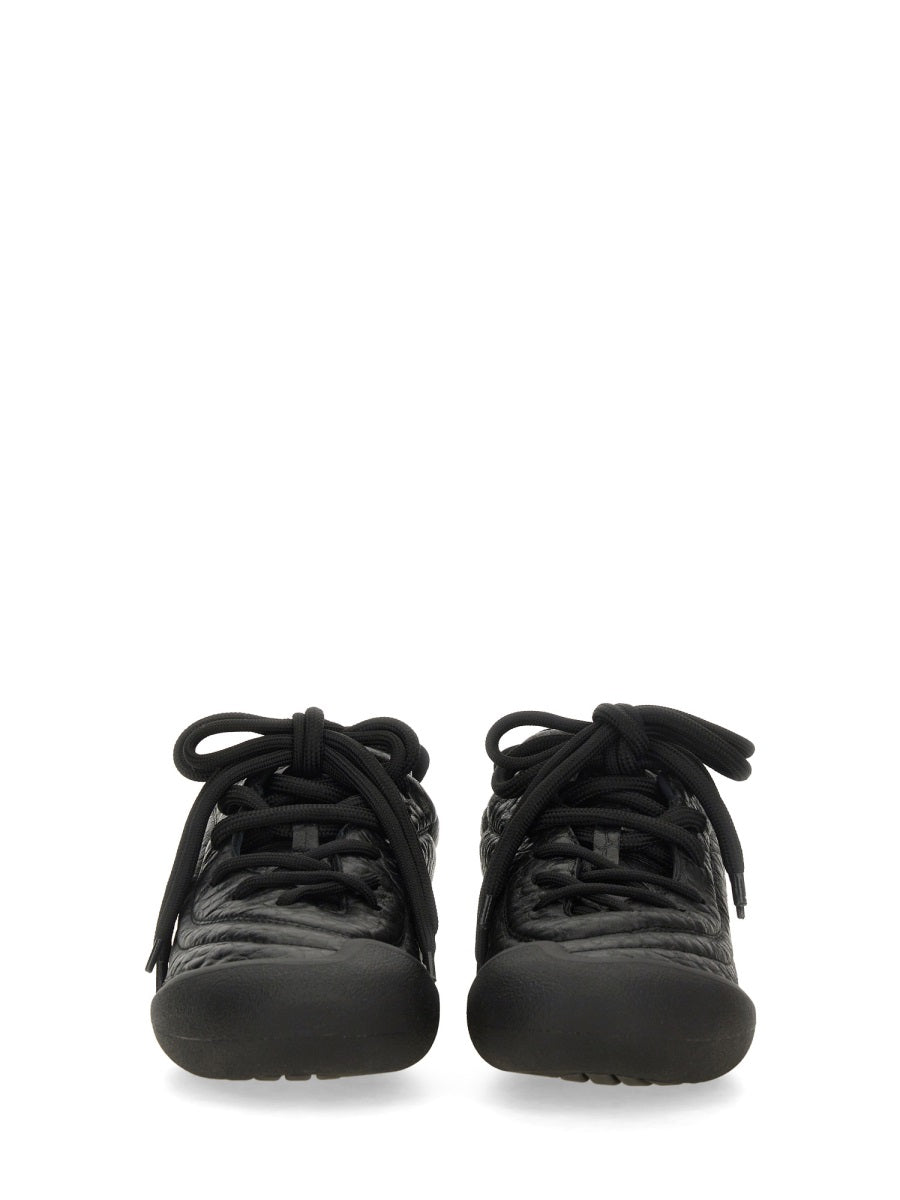 Alexander McQueen Sneakers - Black | Wanan Luxury