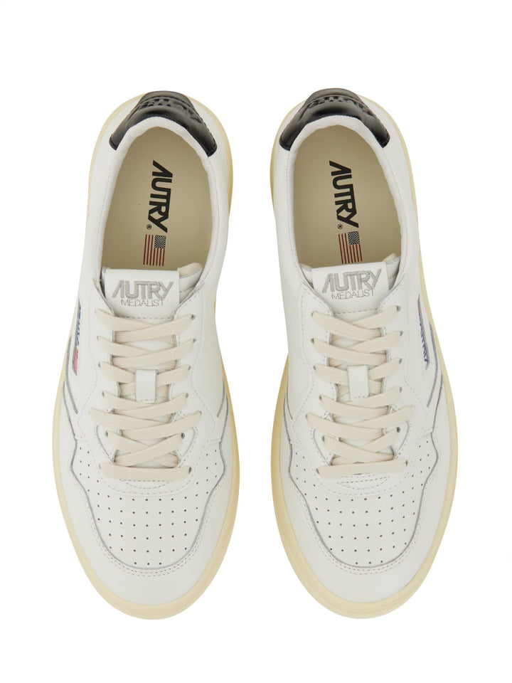 Autry Sneakers - White | Wanan Luxury