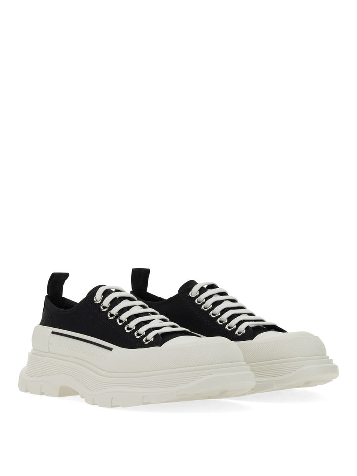 Alexander McQueen Sneakers - Black | Wanan Luxury