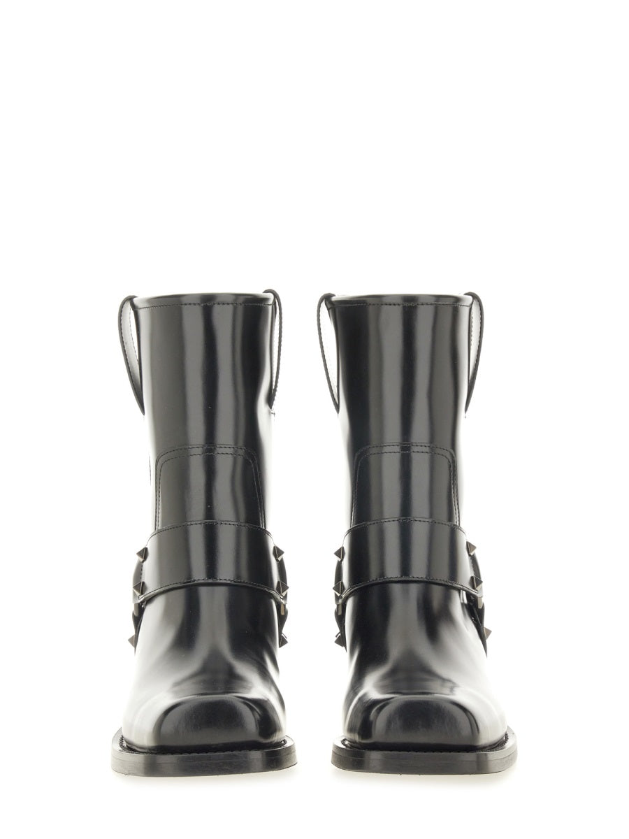 Valentino Garavani Boots - Black | Wanan Luxury