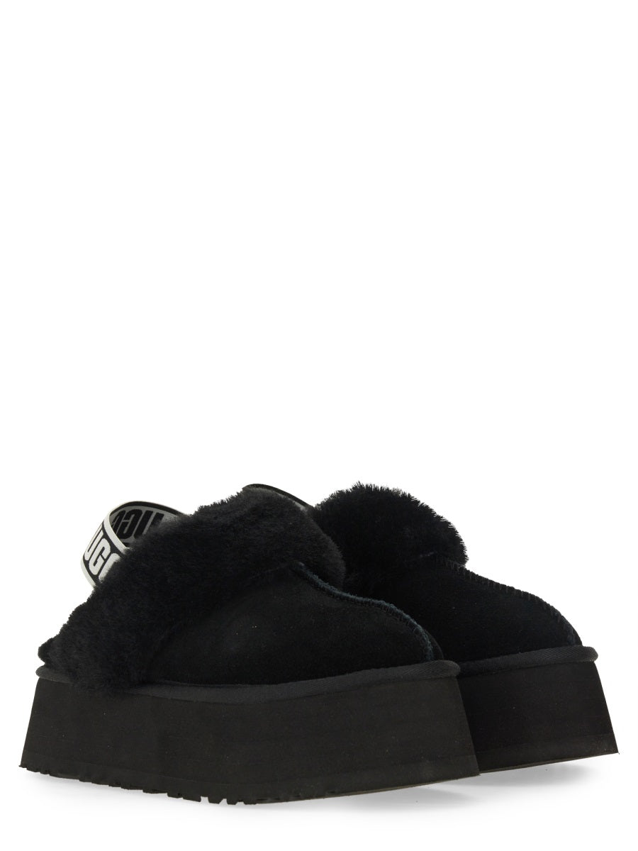 UGG Flat Shoes - Black | Wanan Luxury